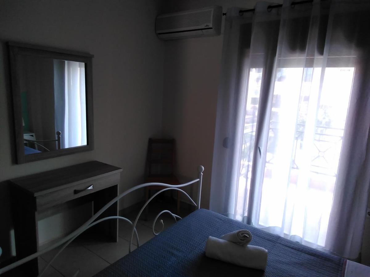 Chrusanthi'S Apartment Nea Skioni Exterior photo